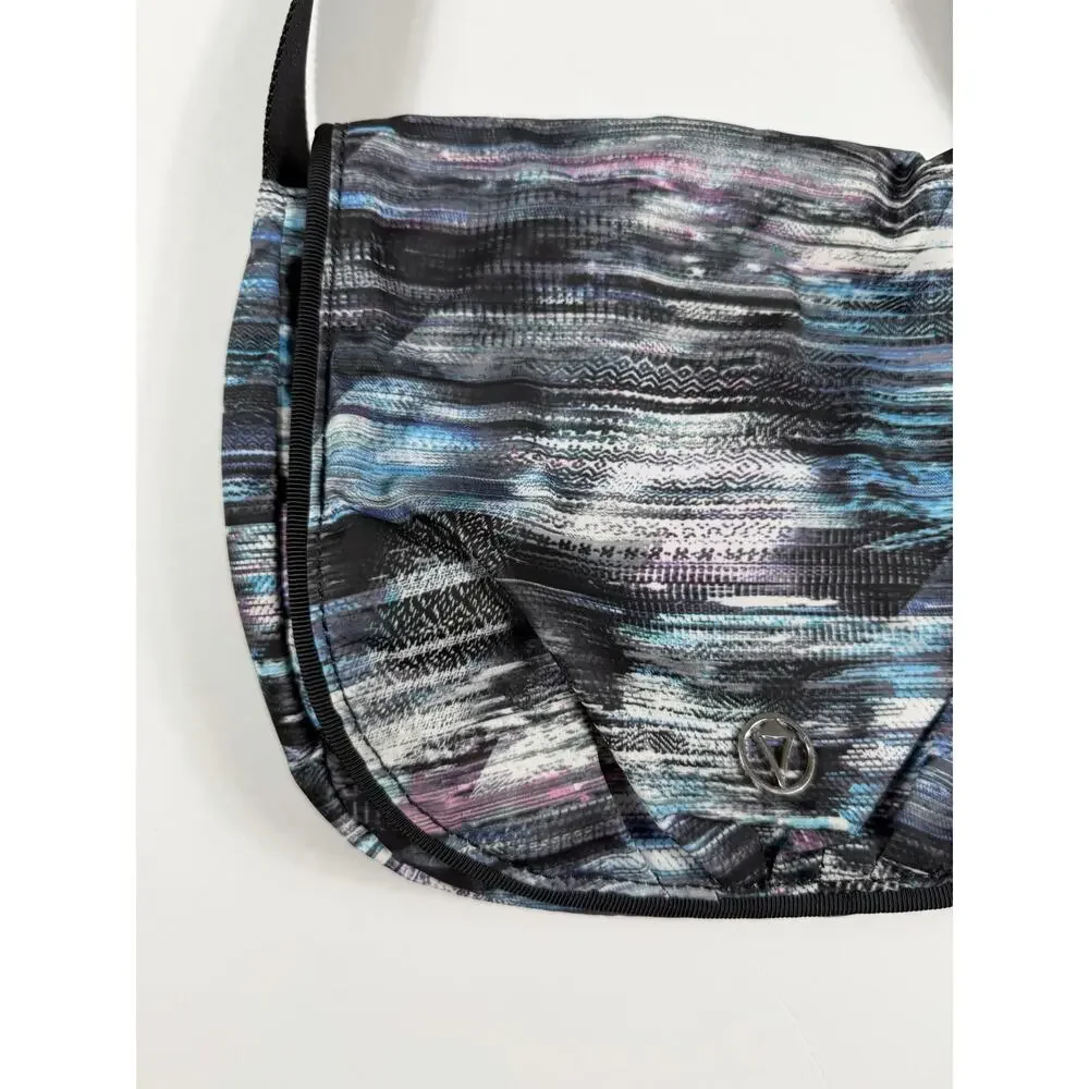 ivivva by lululemon Endless Play Crossbody Bag Abstract Print Adjustable Strap